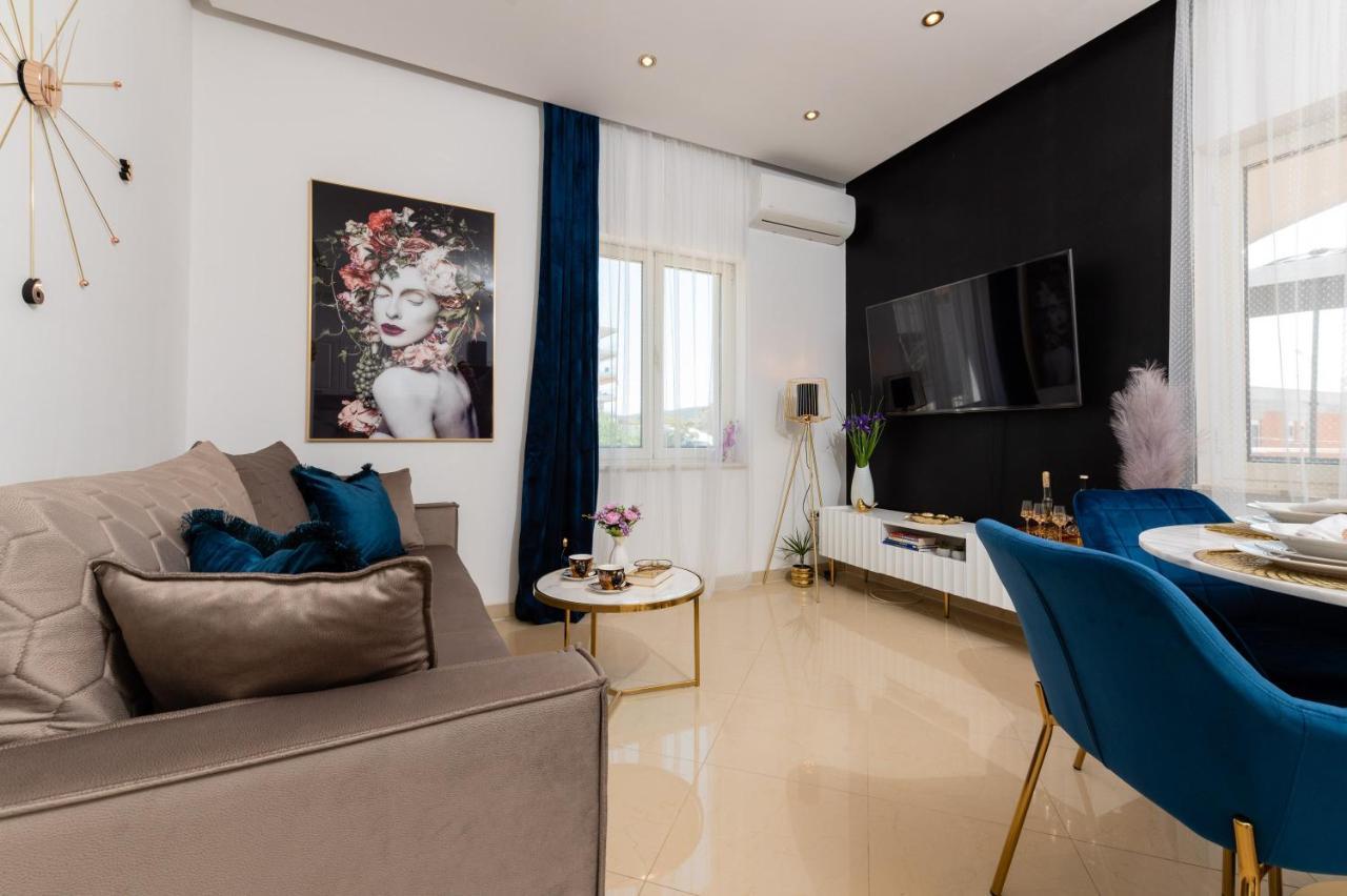 Luxa 5 Min Old Town, 10 Min Airport Apartment Trogir Exterior photo